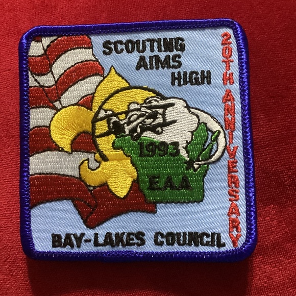 Vintage 20th Anniversary BSA 1993 Scouting Aims High EAA Bay Lakes Council patch - Picture 1 of 2